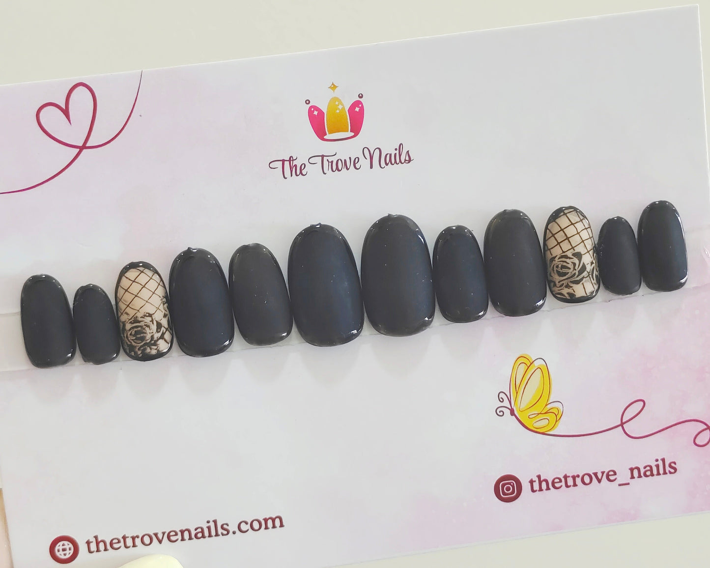 Black Rose Matte Nails