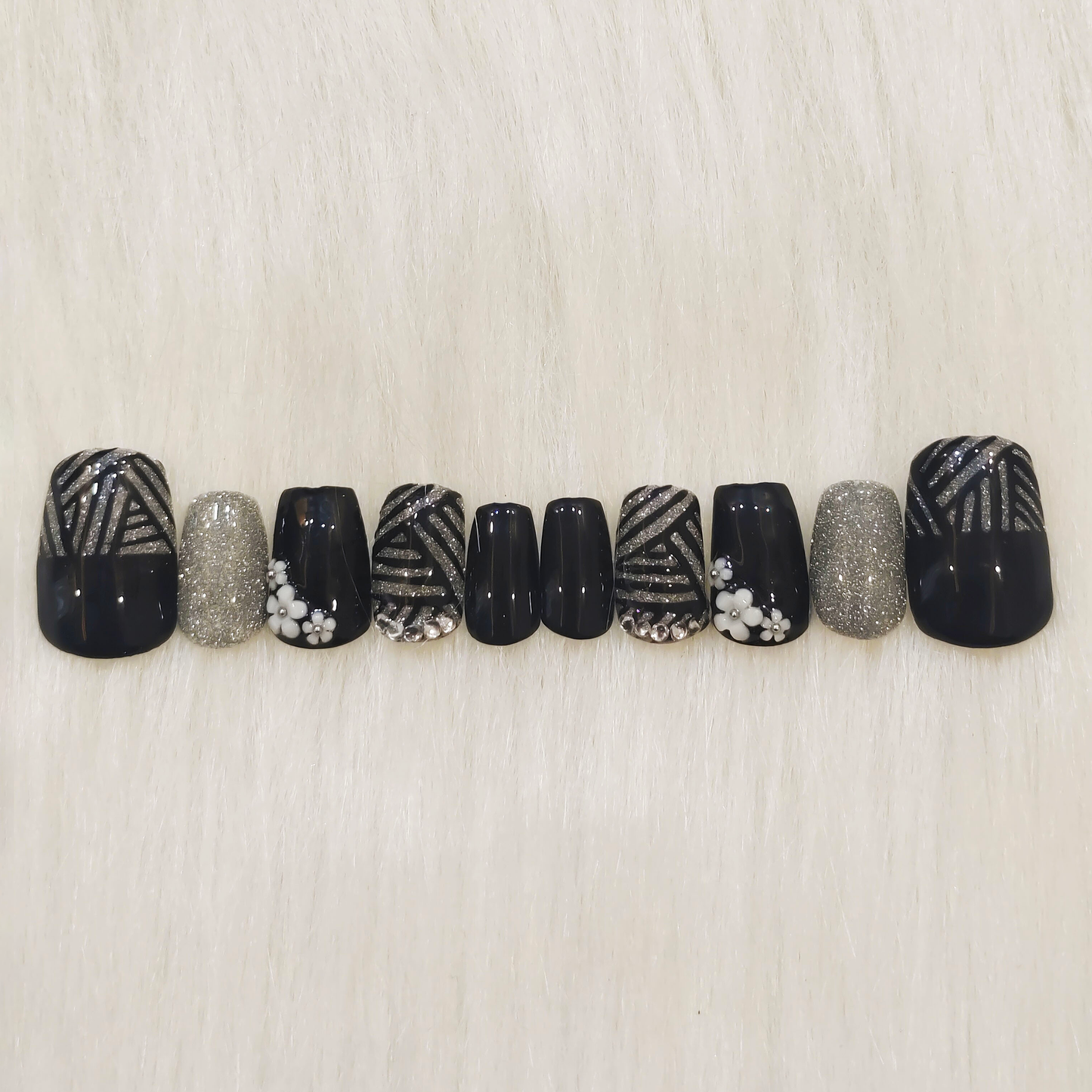 Black and Silver Abstract Party Nails