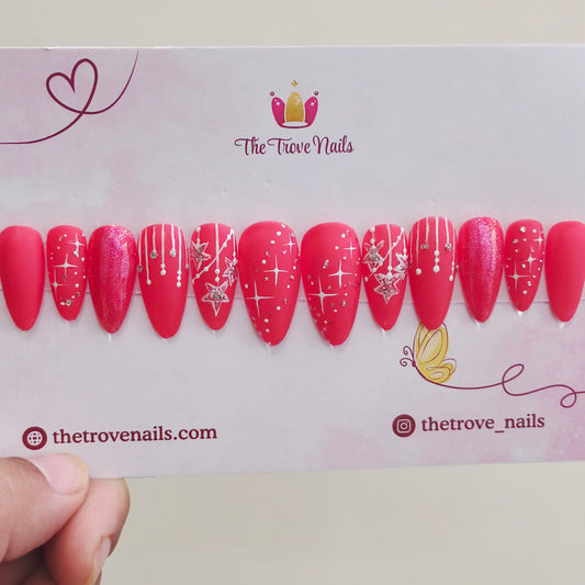 Red Christmas Nails