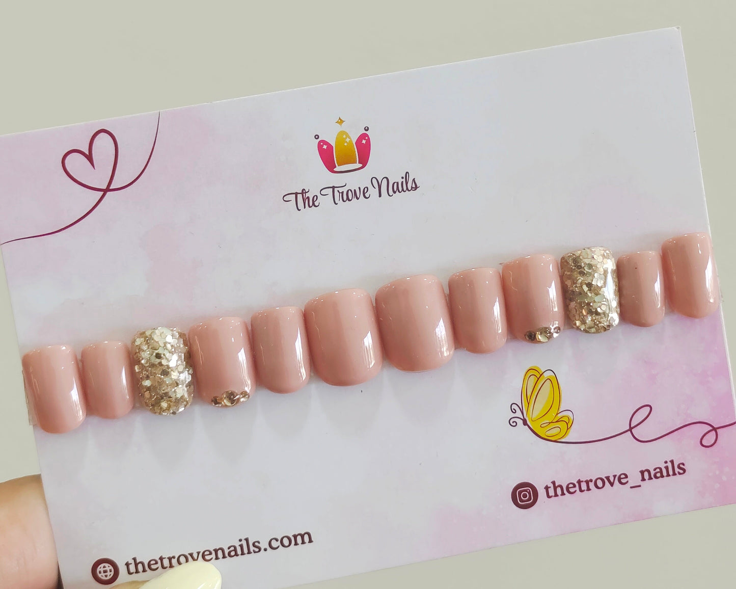 Nude Party nails